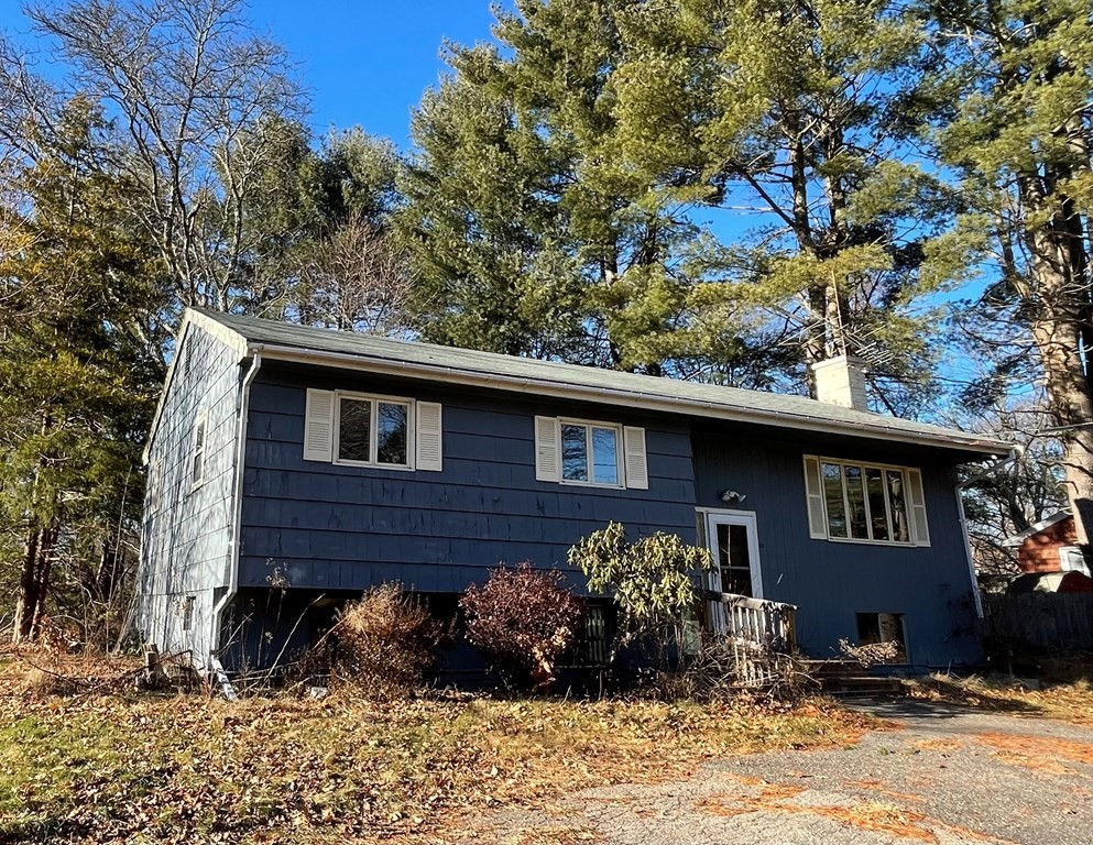 20 Sahlin Circle, Franklin, MA 02038