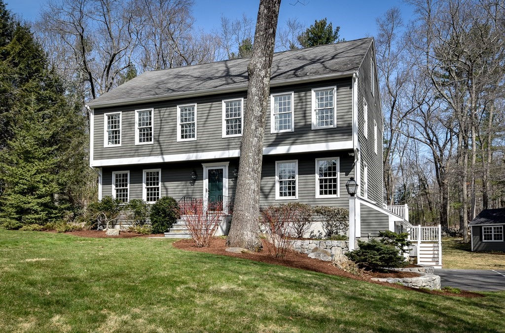 20 Nicholas Road, Hopkinton, MA 01748