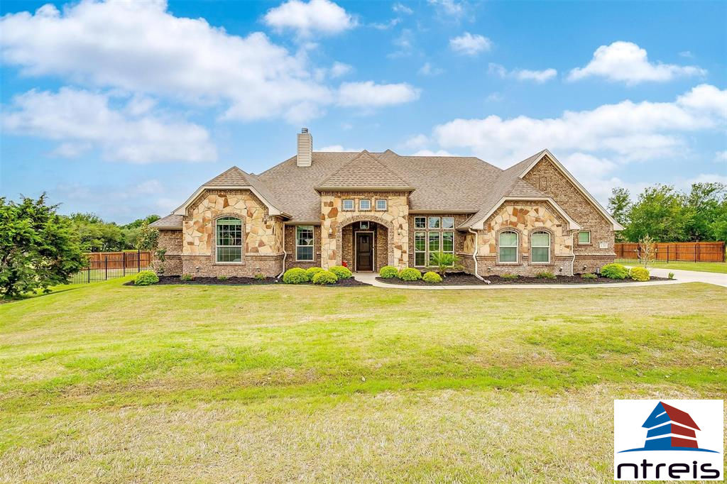 120 Chris Court, Hudson Oaks, TX 76087