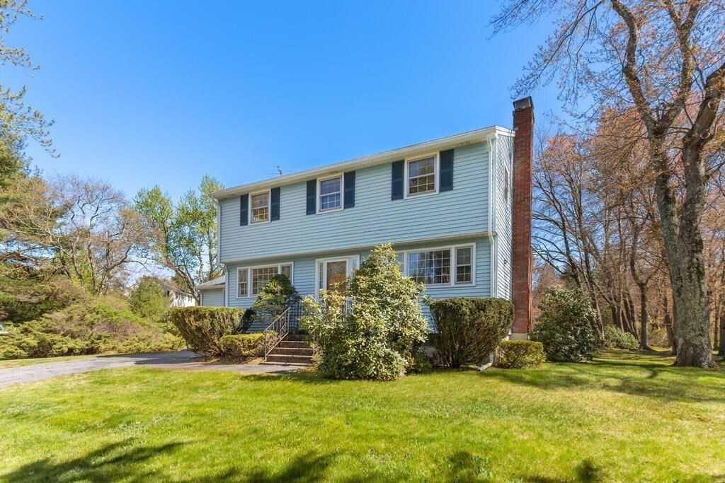 5 O'loughlin Drive, Tewksbury, MA 01876