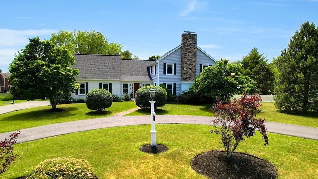 35 Mount Joy Drive, Tewksbury, MA 01876