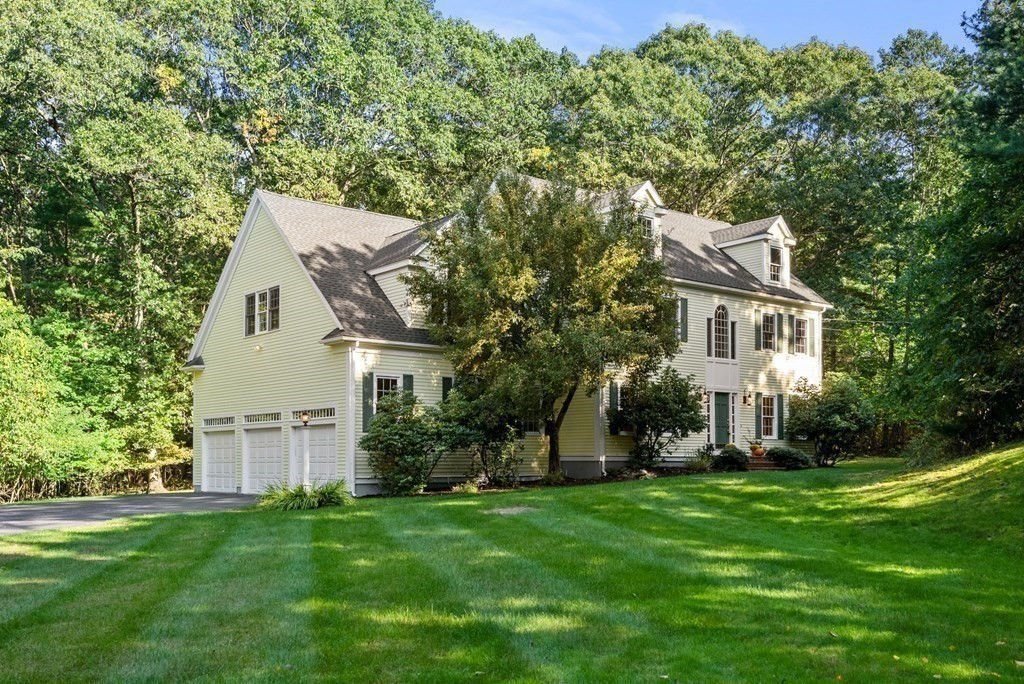 88 Hollis Street, Sherborn, MA 01770