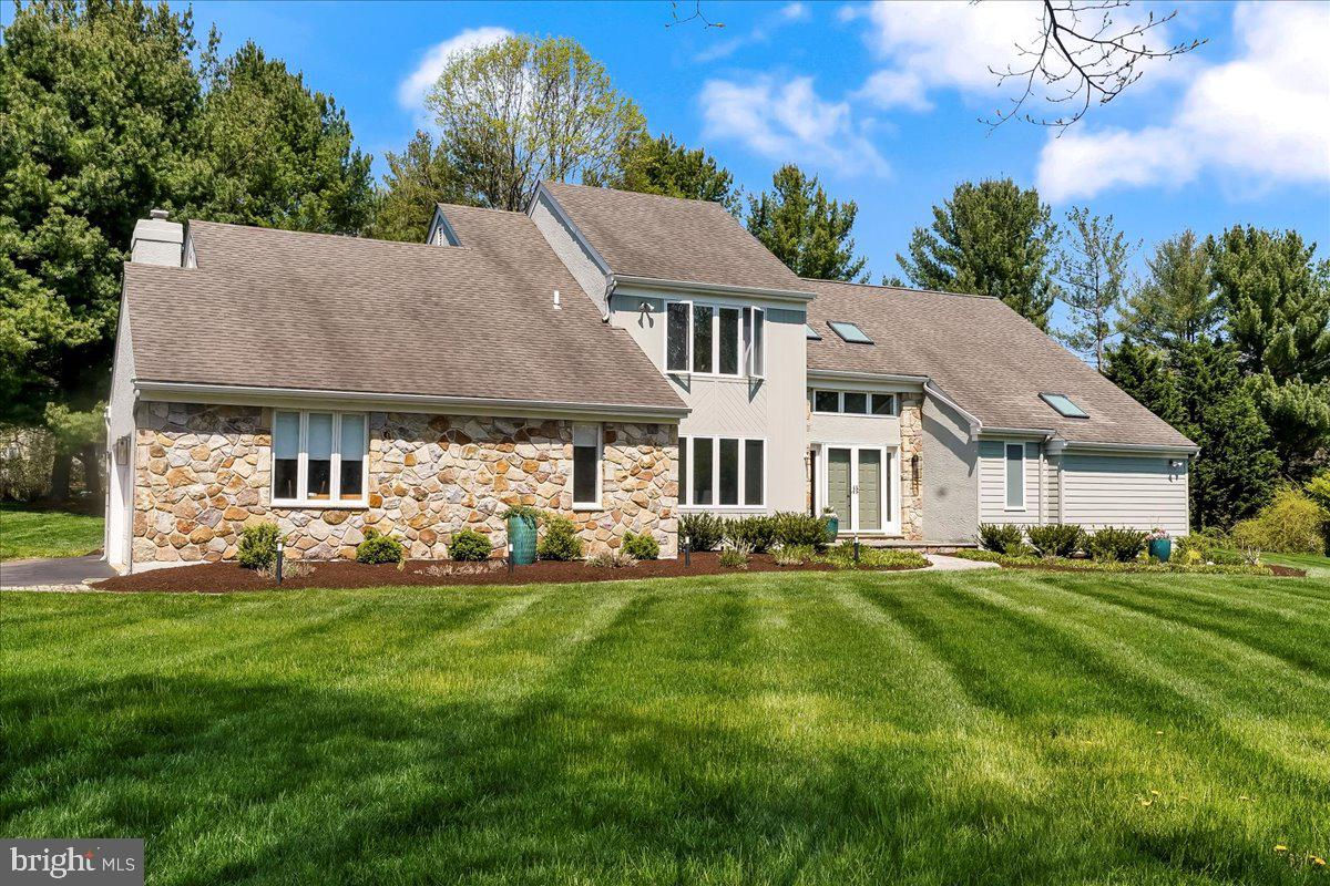 117 Willow Glen Drive, Kennett Square, PA 19348 is now new to the market!