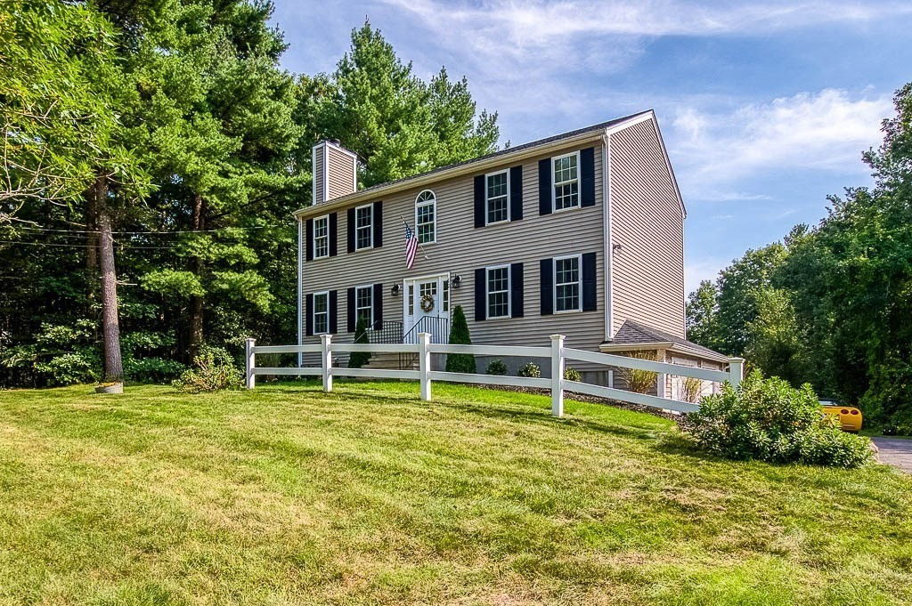 60 Pine St, Middleboro, MA 02346