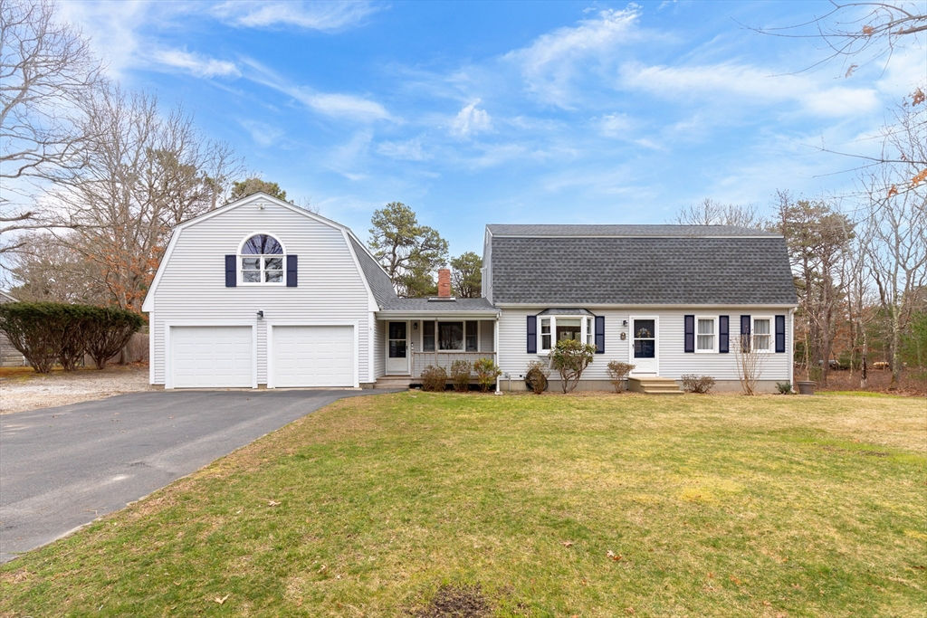 31 Winston Ave, Bourne, MA 02532