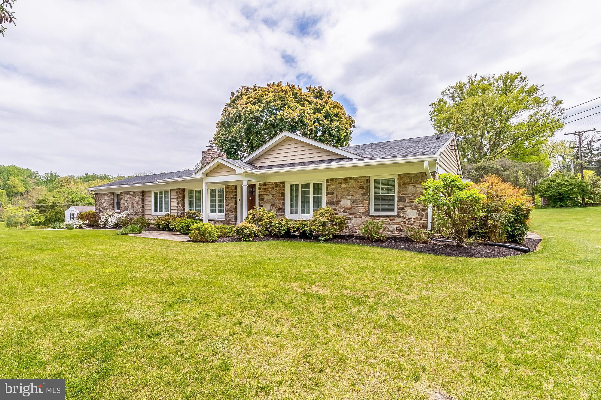 609 Hampton Lane, Towson, MD 21286 is now new to the market!