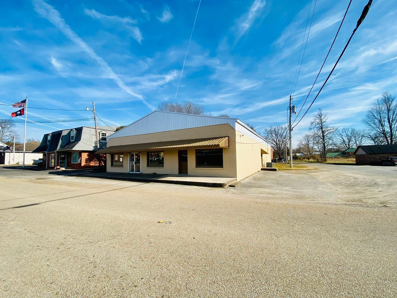 25 S Center St., Potts Camp, MS 38659