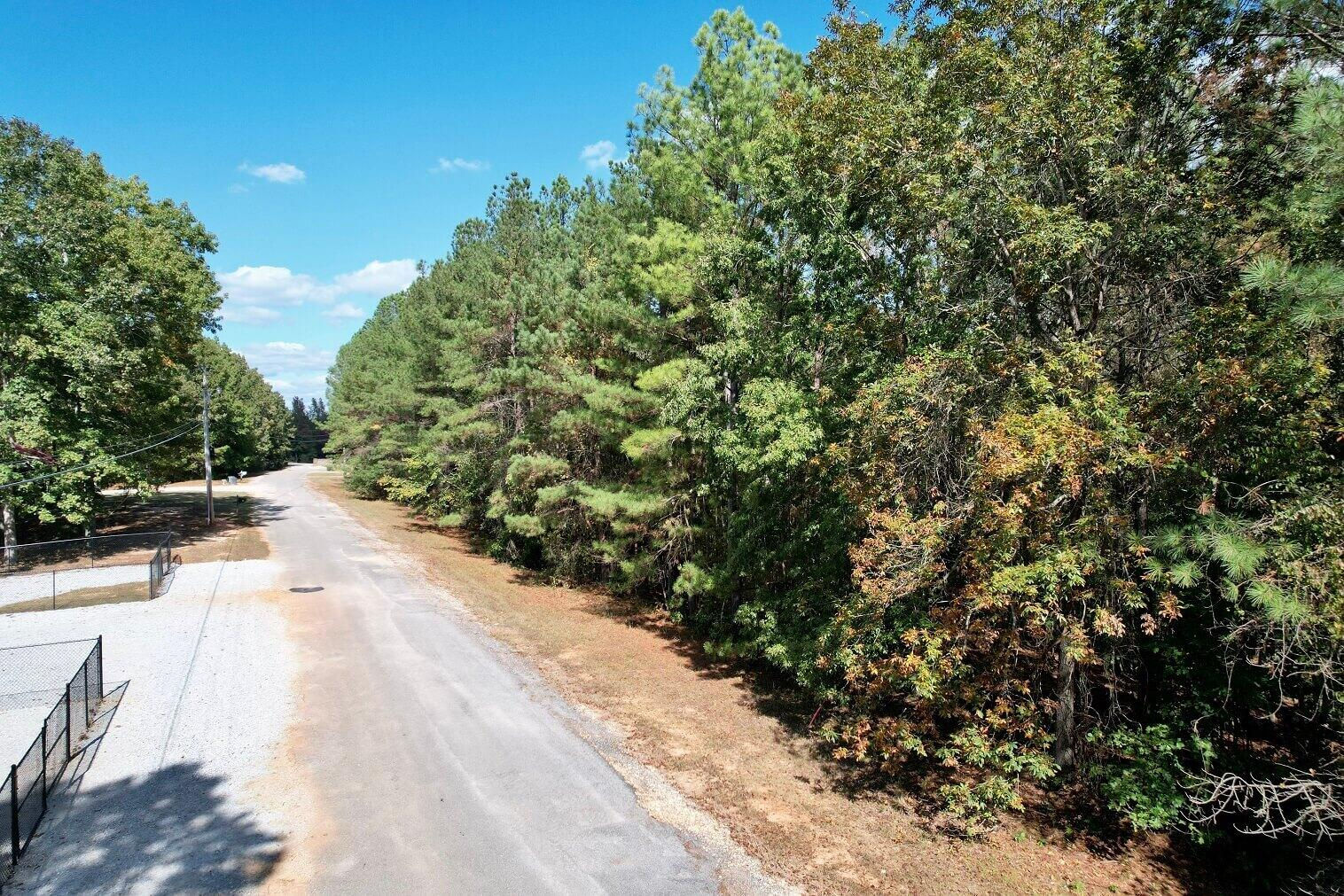 cr 401, Iuka, MS 38852