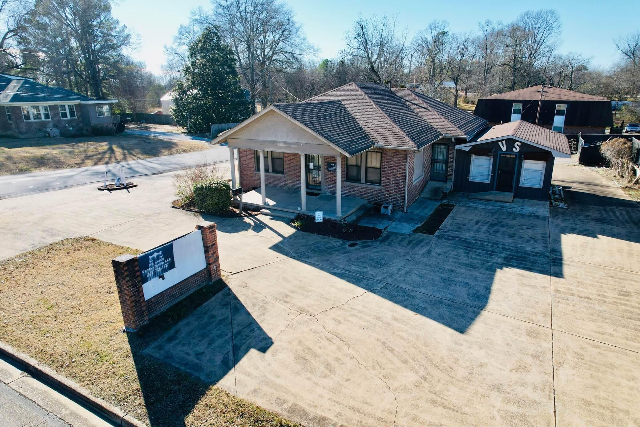 303 S 2nd, Booneville, MS 38829