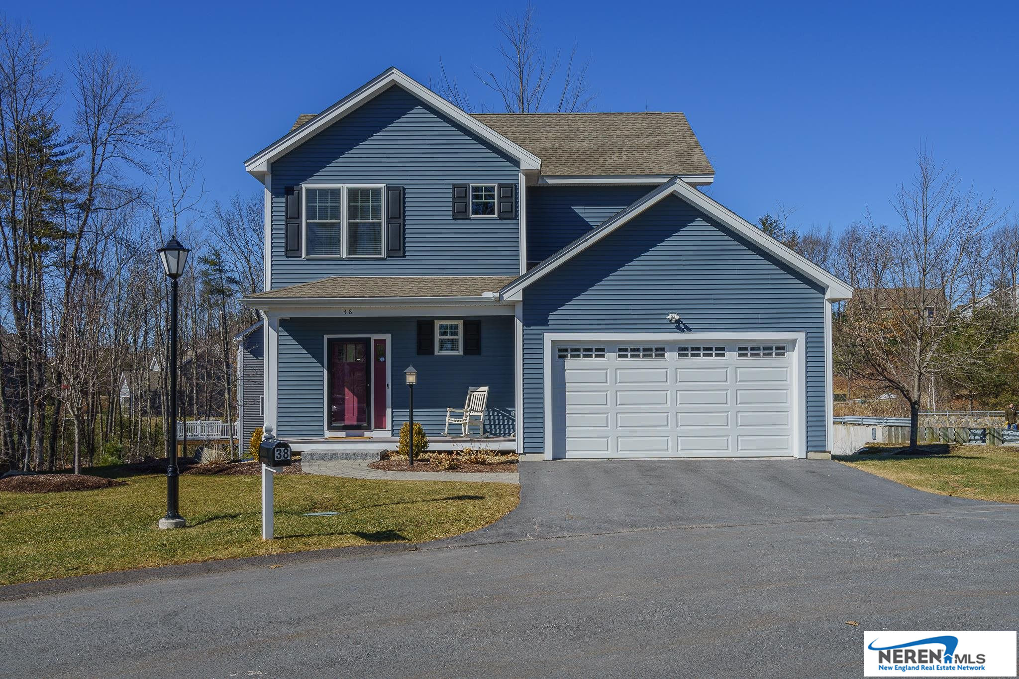 38 Crosswood Way, Manchester, NH 03102