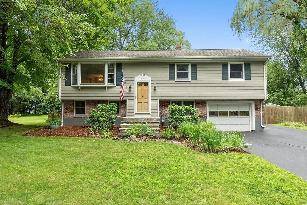 1180 Livingston St, Tewksbury, MA 01876