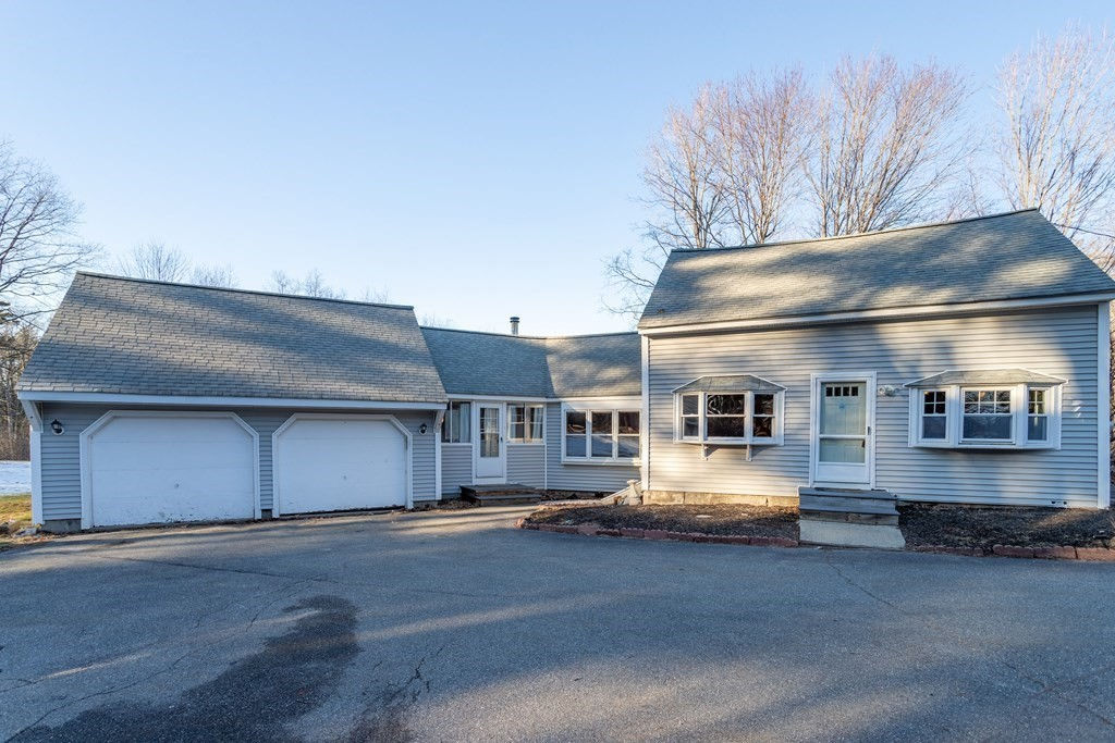 54 Longley Rd, Shirley, MA 01464