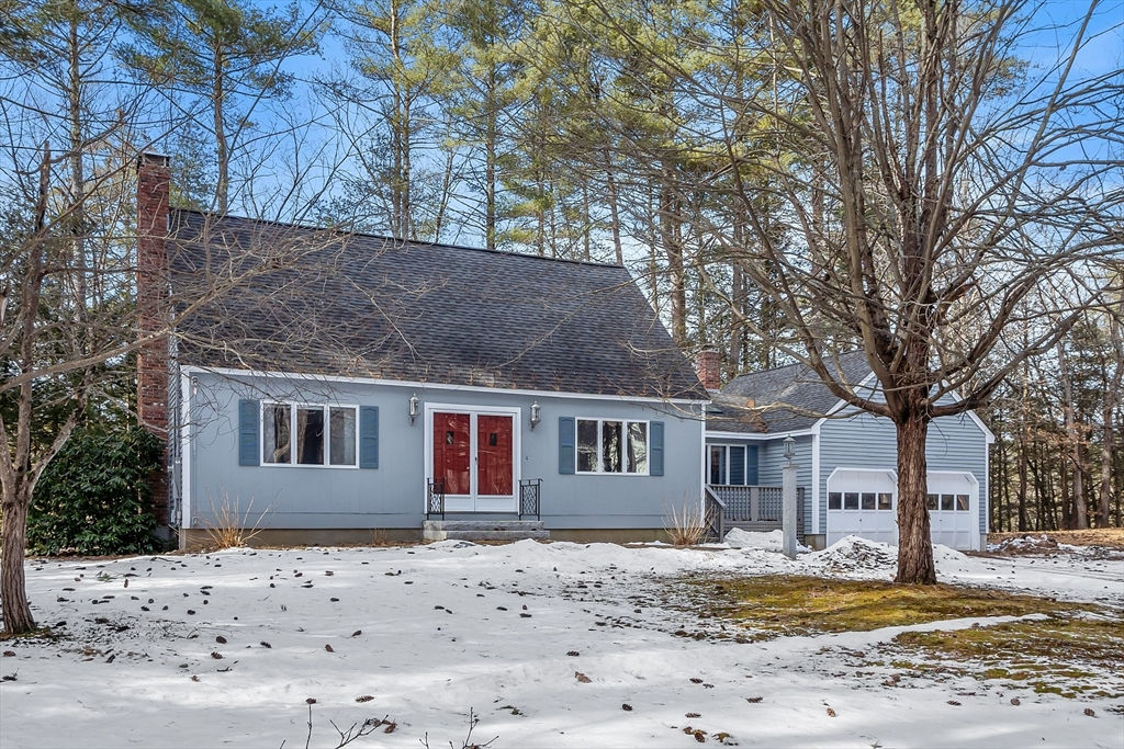 21 Sheffield Street, Pepperell, MA 01463