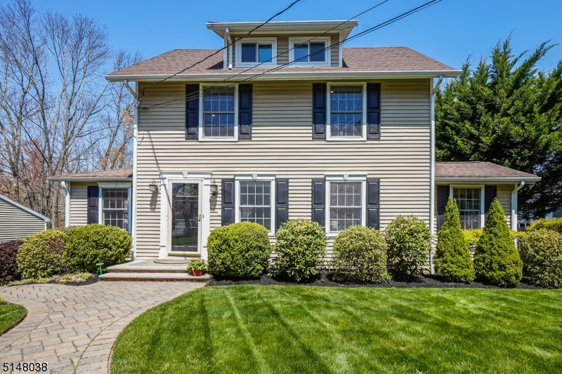 15 Rogers Pl, Berkeley Heights twp., NJ 07922