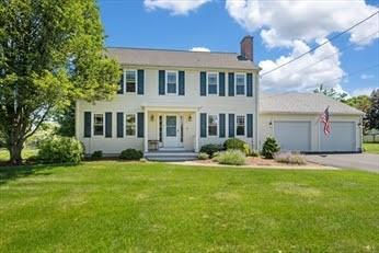 32 Shannon Way, North Attleboro, MA 02760