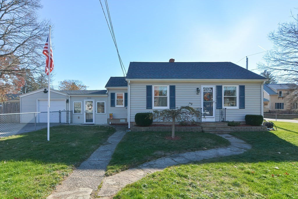 62 Edgewood Ave, Attleboro, MA 02703