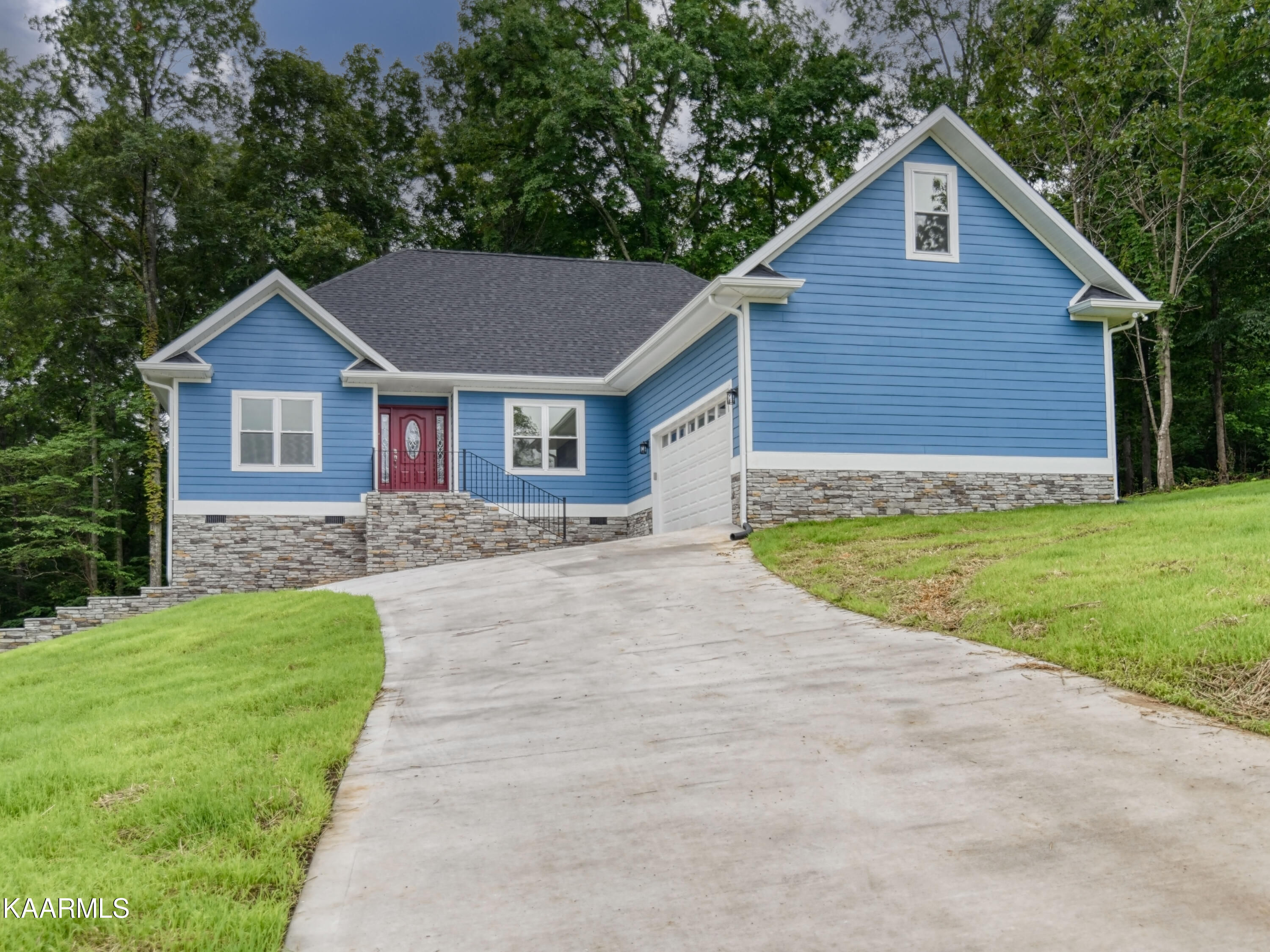 553 Hickory Point Lane, Maynardville, TN 37807