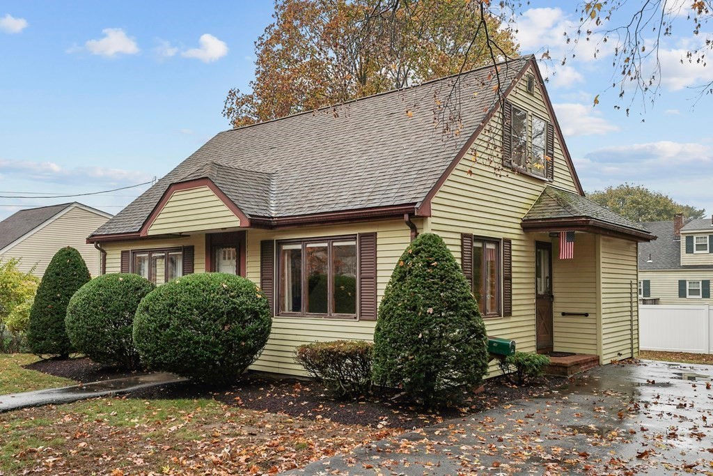 16 Edgehill Road, Norwood, MA 02062