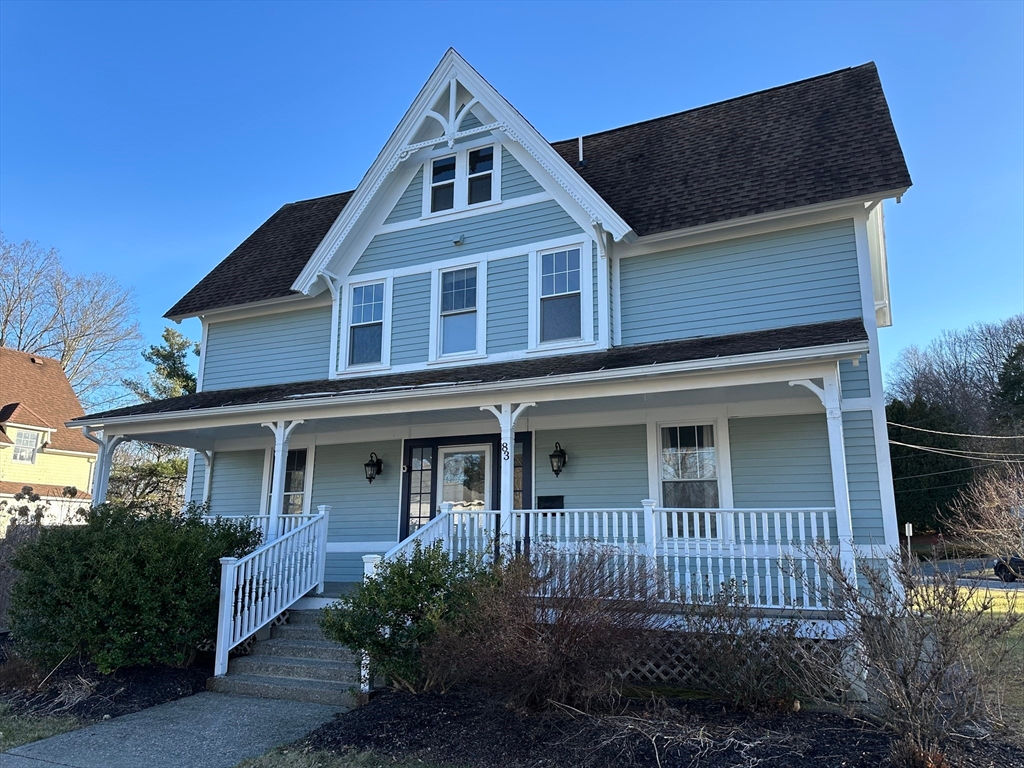 83 Main St, Grafton, MA 01560