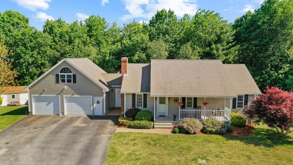 3 Ivy Ln, Rutland, MA 01543