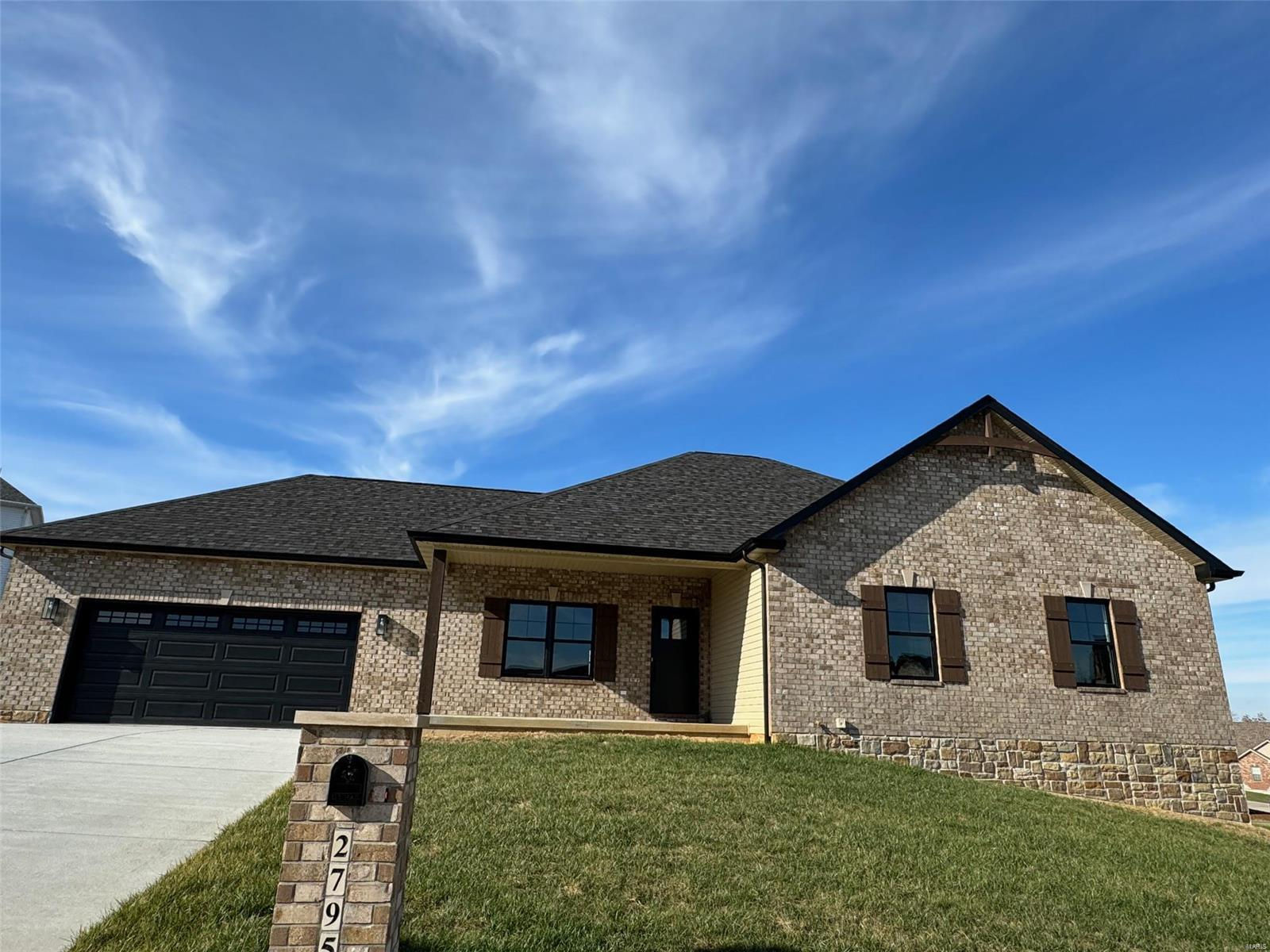 2795 Moon Crest Court, Washington, MO 63090