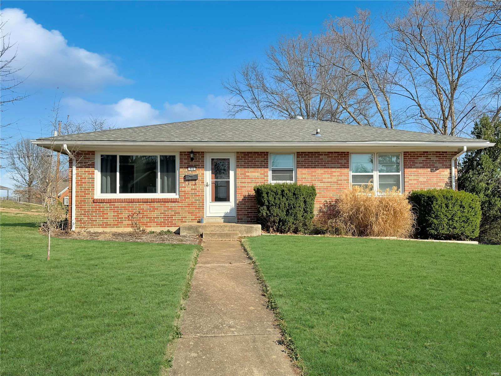 910 Glenn Avenue, Washington, MO 63090