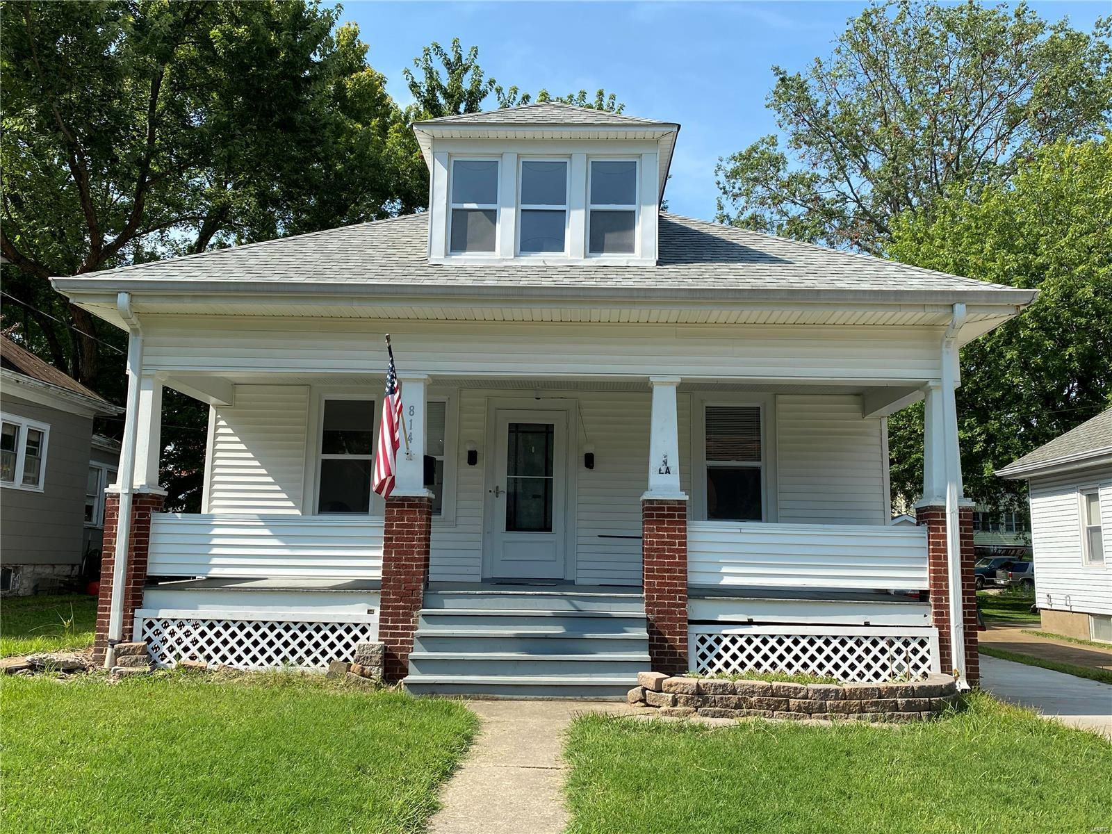 814 W 2nd Street, Washington, MO 63090