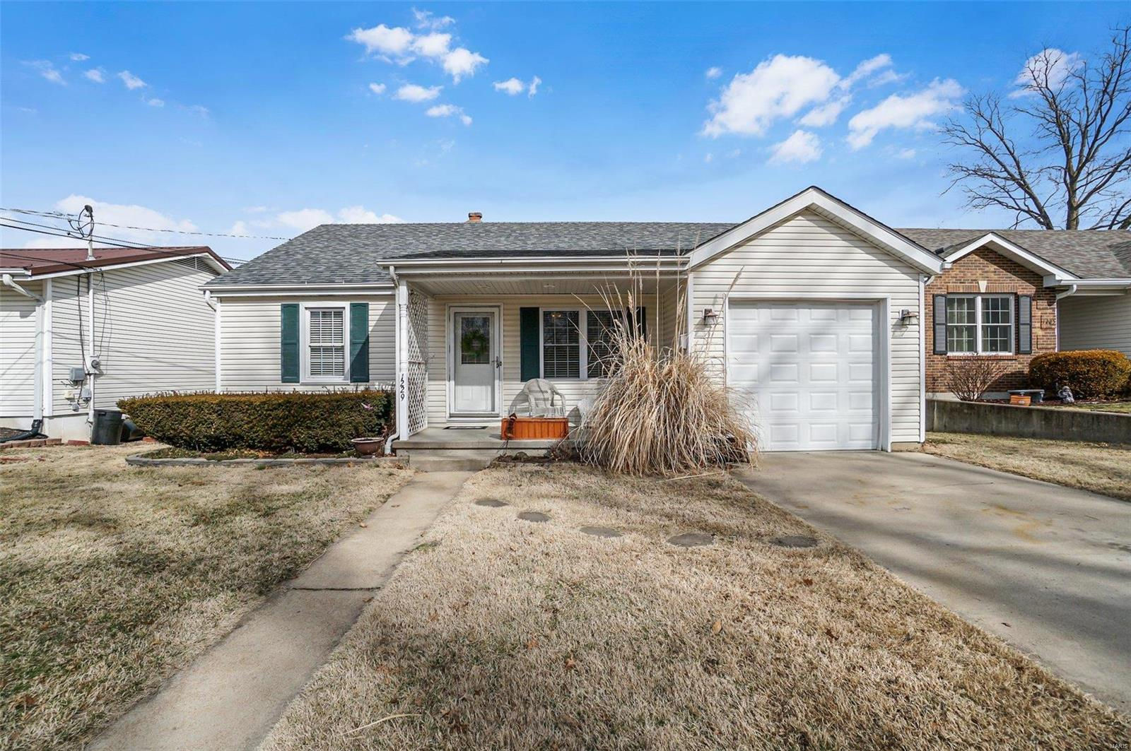 1229 W 7th Street, Washington, MO 63090