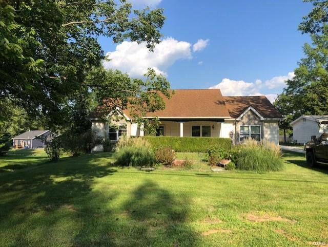 402 Middletown Road A, Warrenton, MO 63383