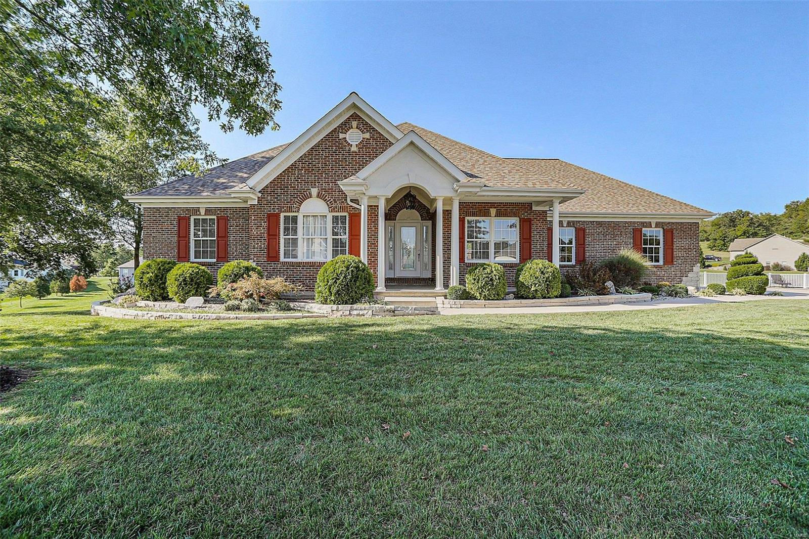 673 Royal Oak Court, Washington, MO 63090