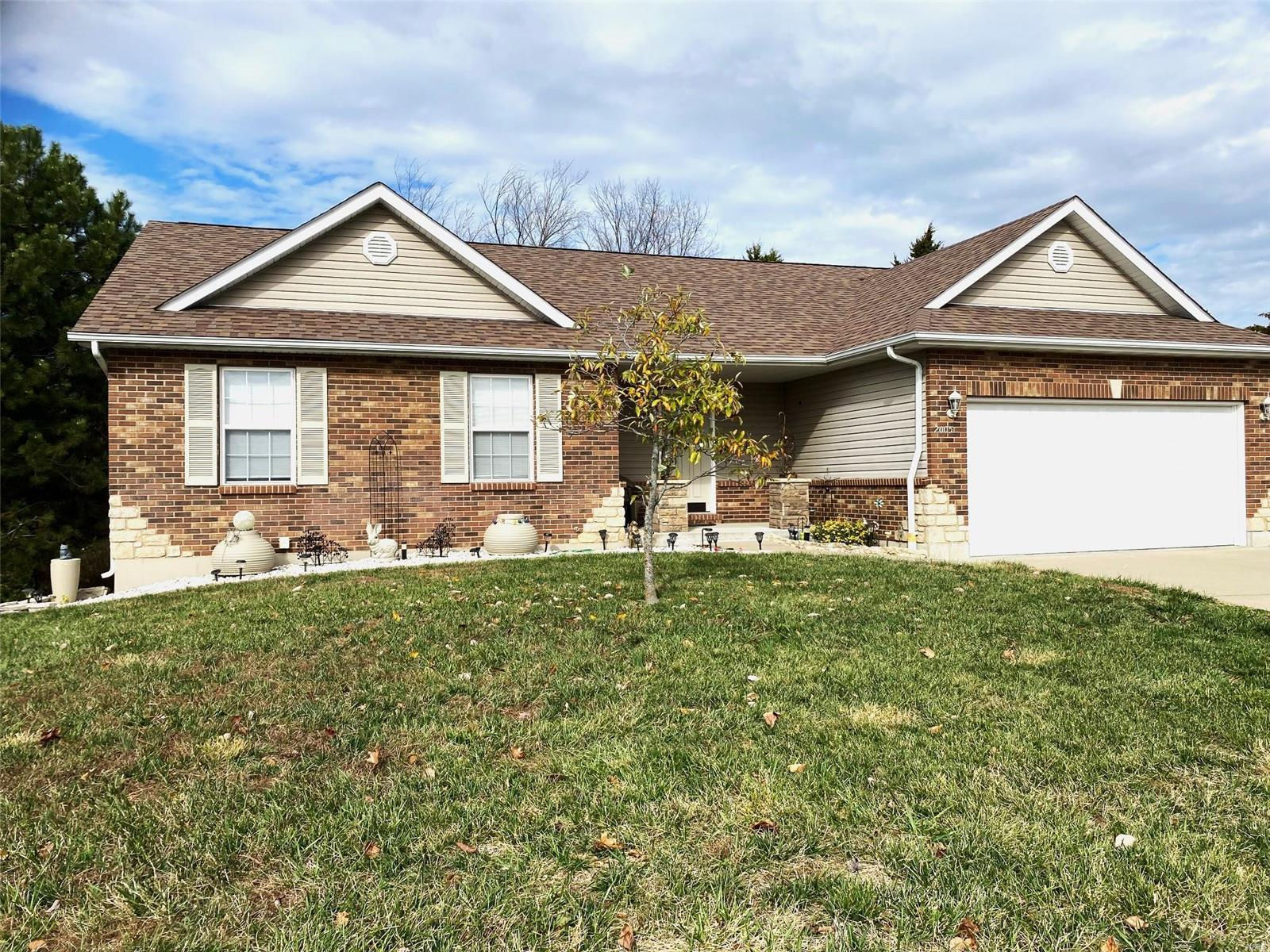 2005 Jessica Hills Court, Washington, MO 63090