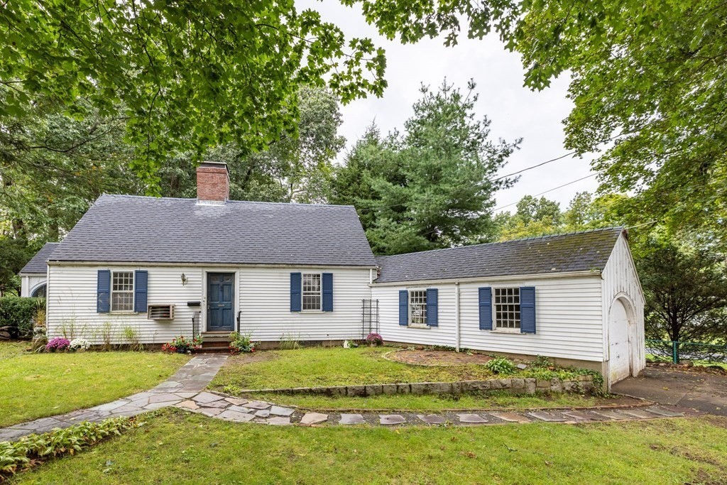 41 Eustis Ave, Wakefield, MA 01880