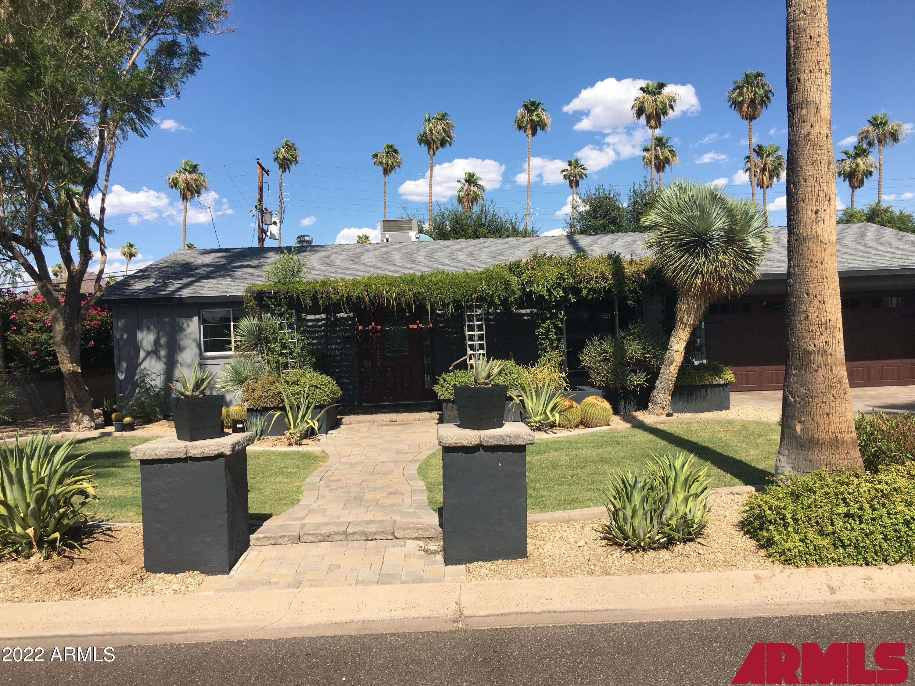 4231 N 34th Place, Phoenix, AZ 85018