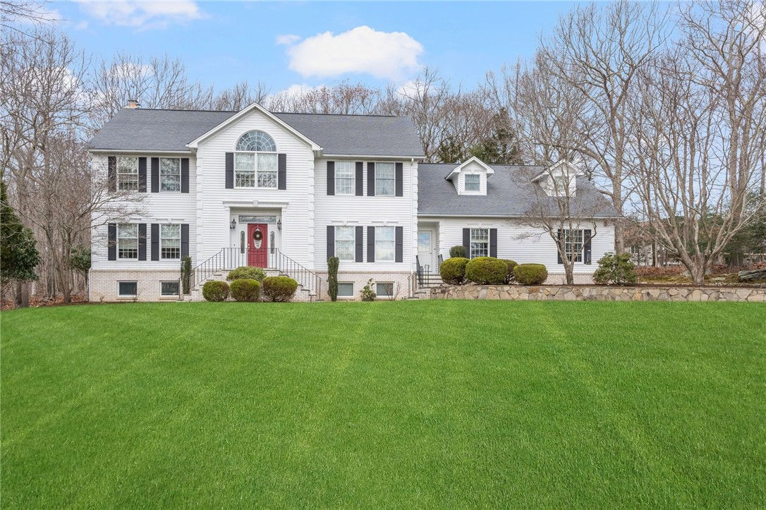 25 Wood Duck Court, East Greenwich, RI 02818