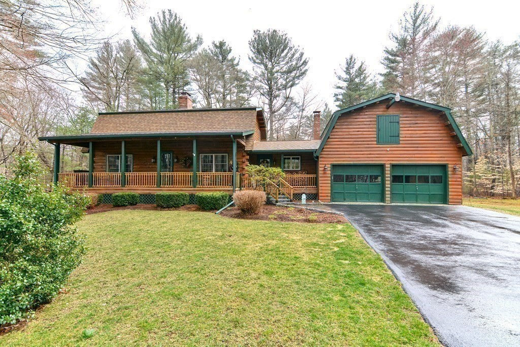 15 East Hodges Street, Norton, MA 02766