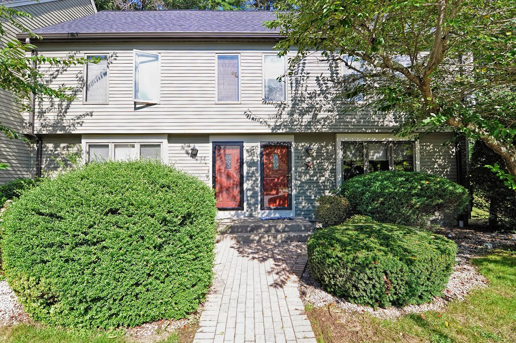 5f Village Way F, Norton, MA 02766