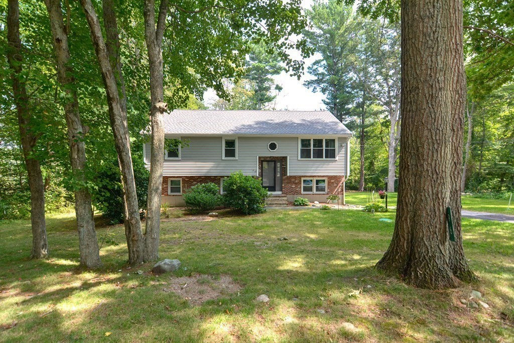 96 Dean St, Norton, MA 02766