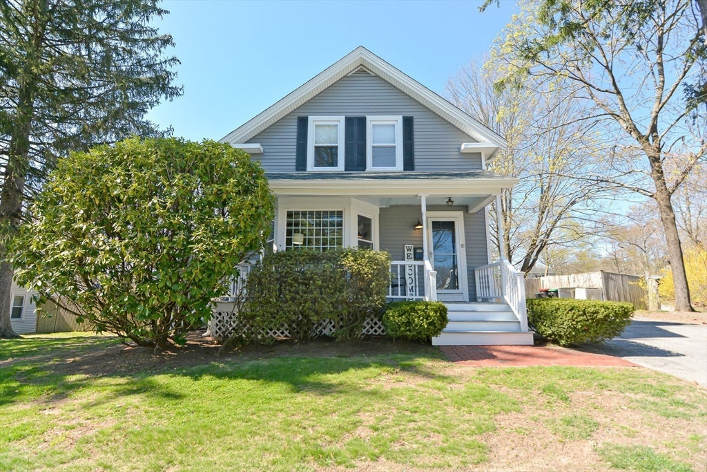 70 East  Bacon St, Plainville, MA 02762