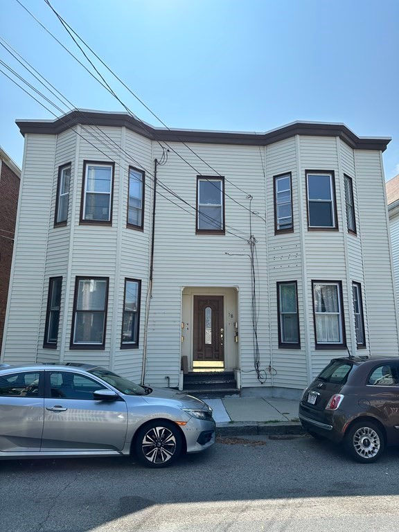 58 Hinckley 3, Somerville, MA 02145