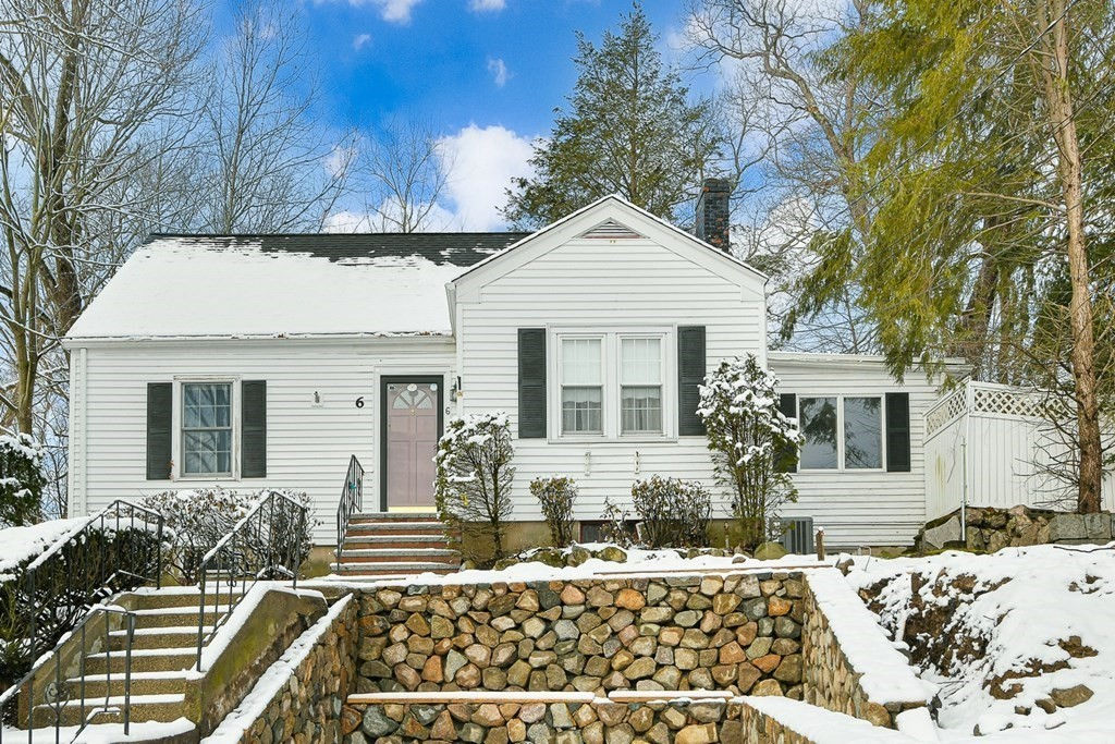 6 Prevett Ter, Dedham, MA 02026