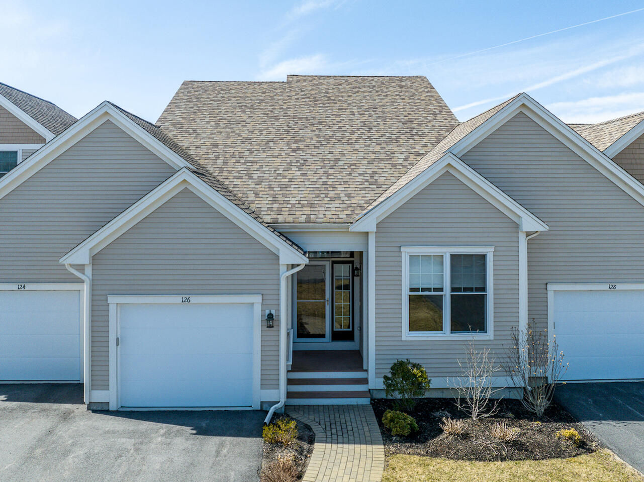 126 Leisure Green Drive, Mashpee, MA 02649