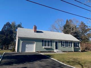 19 Huckins Neck Road, Centerville, MA 02632