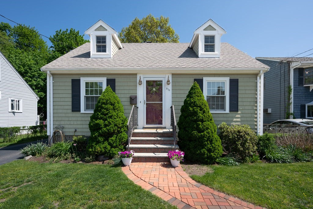 270 Whiting Ave, Dedham, MA 02026