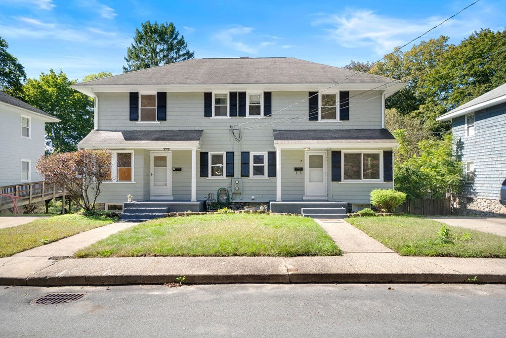 10-12 Spring St, Plainville, MA 02762