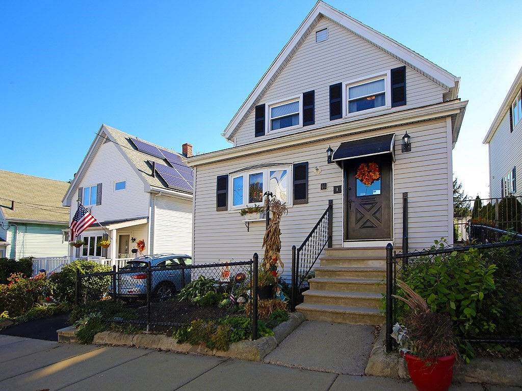 44 Villa Ave, Everett, MA 02149