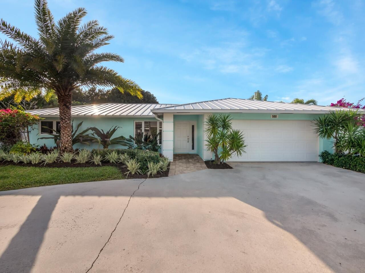 500  Sunrise Way, Juno Beach, FL 33408