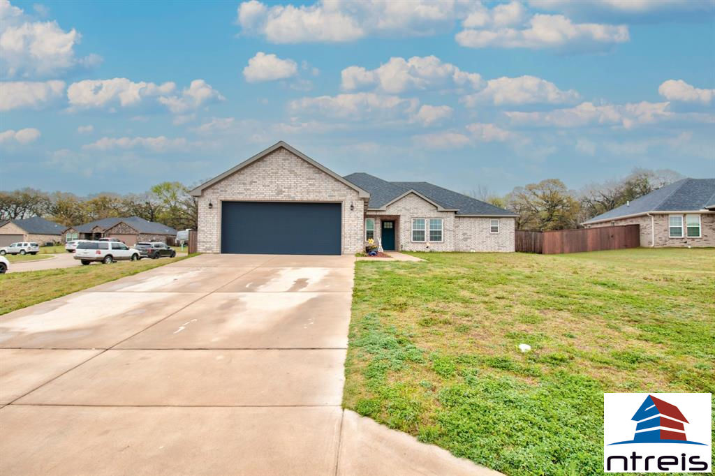 121 Texoma Meadows, Pottsboro, TX 75076