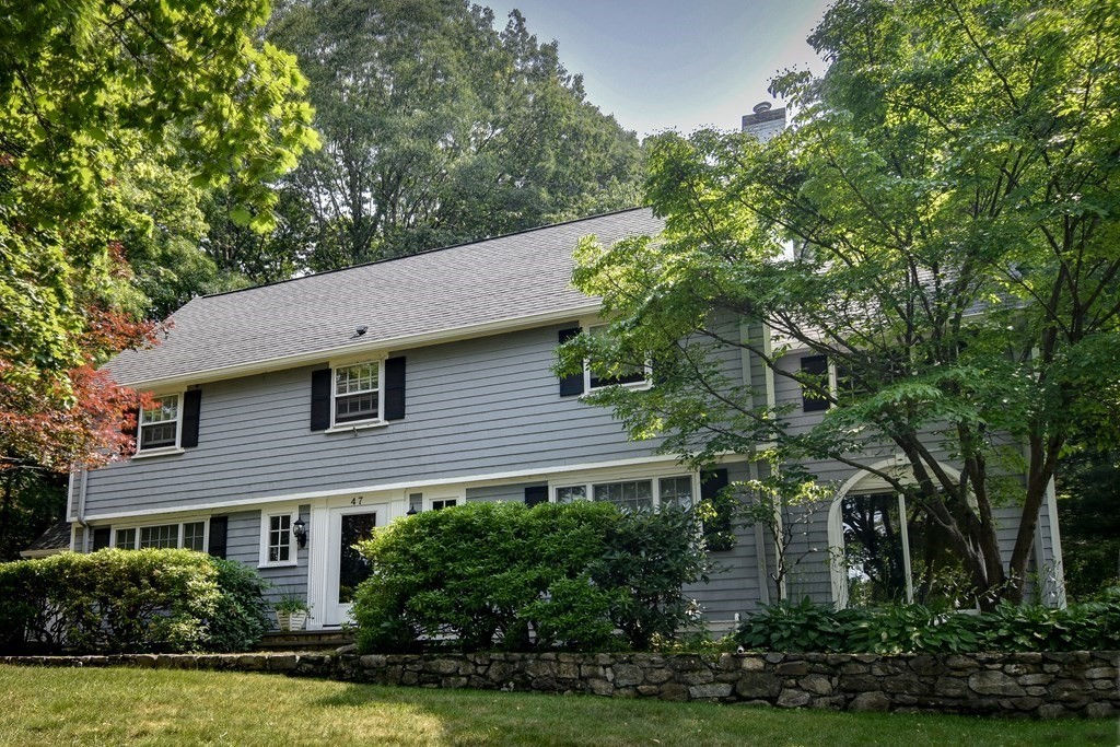 47 Indian Head Road, Framingham, MA 01701