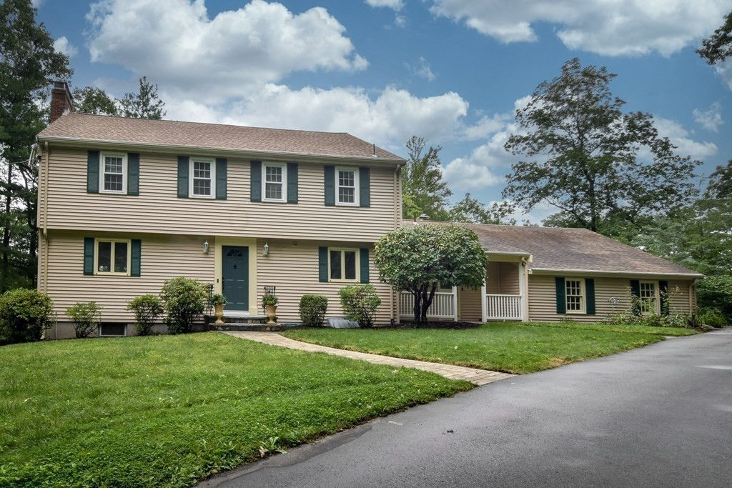 16 Hodder Lane, Framingham, MA 01702