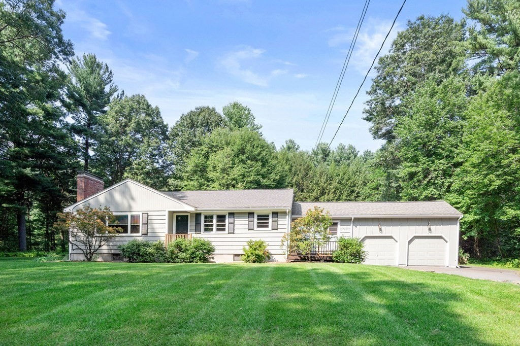 43 Rich Valley Road, Wayland, MA 01778